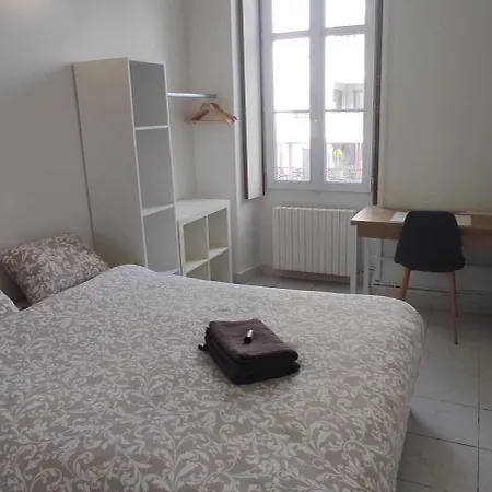 Viarme - Grand T4, 6 Pers Au Calme En Centre * Нант