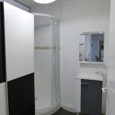 Viarme - Grand T4, 6 Pers Au Calme En Centre * Nantes