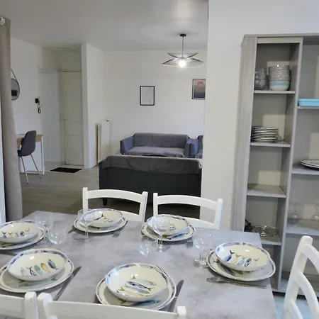 Viarme - Grand T4, 6 Pers Au Calme En Centre Apartment Nantes